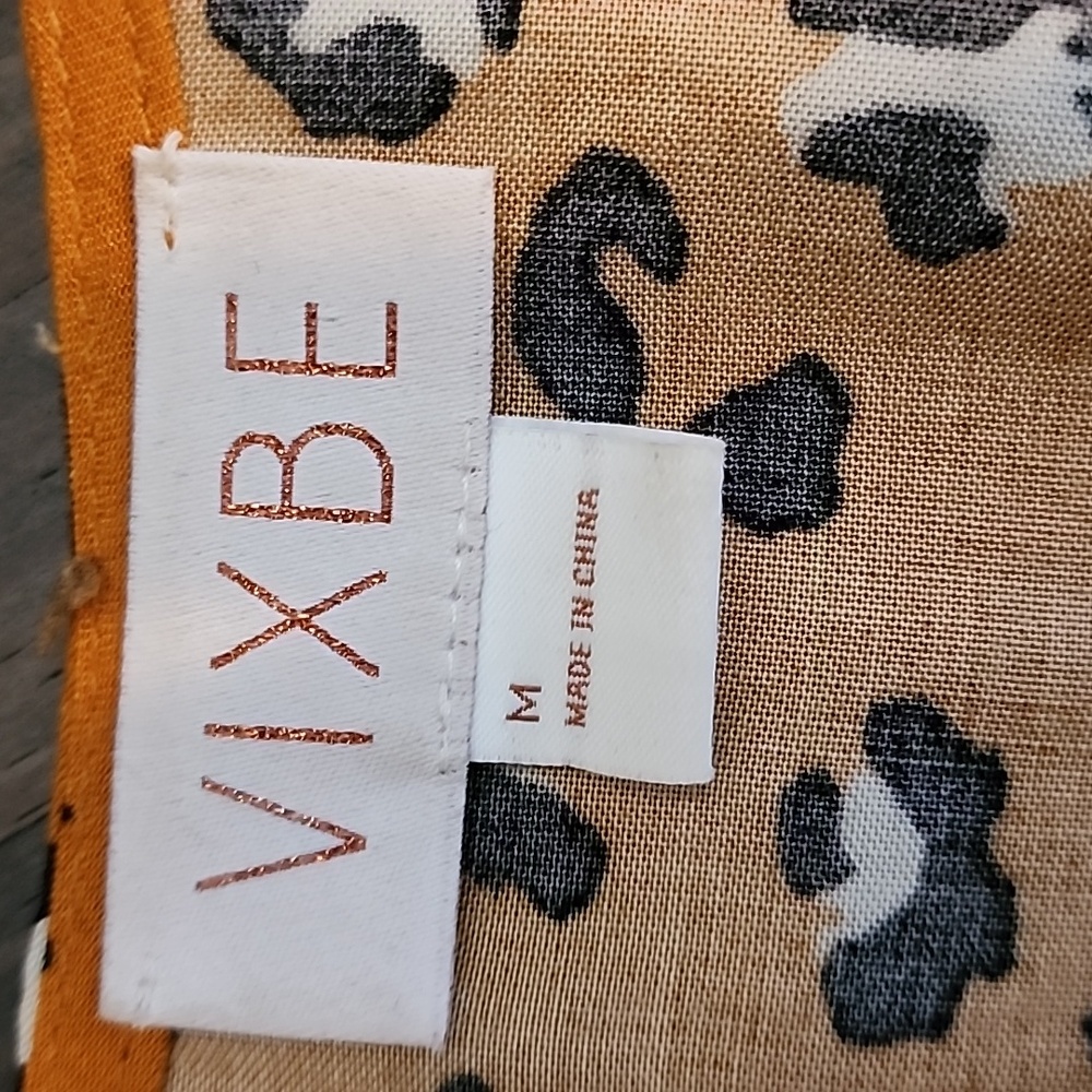 VIXBE Animal Print Blouse - Picture 4 of 4